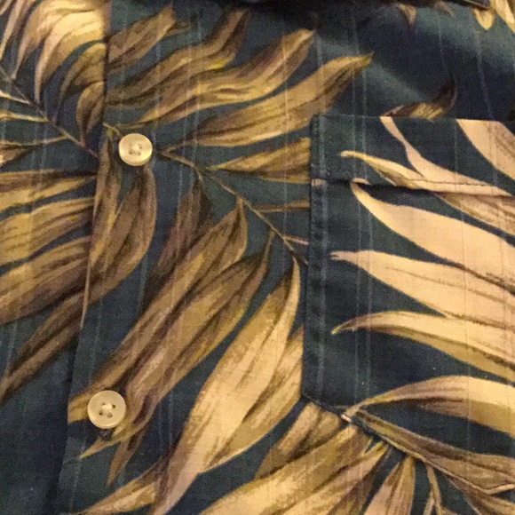 🌴NWOT Van Heusen Studio Unisex Hawaiian Size Large Slim Fit 🌴 - Picture 9 of 9